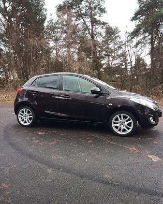 Mazda 2 cena 21800 przebieg: 114000, rok produkcji 2013 z Bolesławiec małe 232